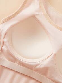 6件多色女士简约休闲女士莫代尔打底宽肩带舒适背心，内置固定罩杯罩修身上衣，户外、家居无钢圈文胸背心。 - 彩色 - 查看 4