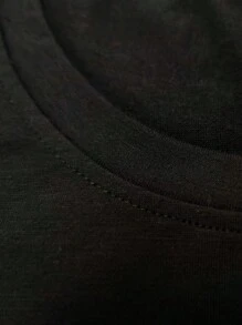 Our Lady Of Guadalupe Praying For USB - Soft Polyester, Casual Fit, Round Neck, Short Sleeve Women's T-Shirt With Intricate Floral Print Design - Machine Washable, Ideal For Summer - màu đen - Xem 4