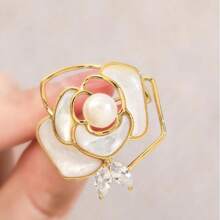 Camellia Flower Faux Pearl Anti-Exposure Brooch For Women, High-End Boutique Exquisite Lapel Pin Suit Accessory Coat Decor - White - View 4