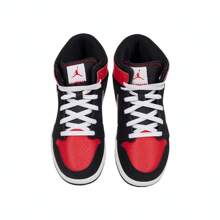 Nike حذاء رياضي للبنين نمط Jordan 1 Mid RM Easyon (GS) للكرة السلة، ارتفاع متوسط، رقم الموديل FQ1281-006 ، سنة 2025