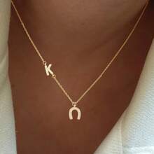 1pc New Minimalist Letter & Horseshoe Pendant Necklace, Stainless Steel Chain, Women - Yellow Gold - View 1