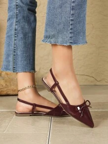 女士新款时尚百搭舒适尖头撞色圣诞新年平底鞋，软底软皮休闲鞋，可搭配连衣裙，四季皆宜