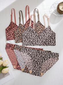 3 件套女士休闲无缝豹纹无钢圈低腰三角裤内裤套装