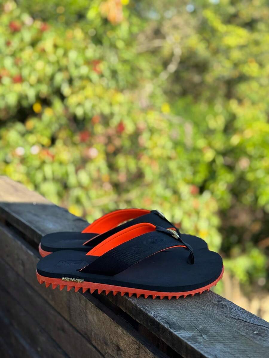 Kenner Kivah Rakka L7 Men's Casual Basic Flip Flops Tractor Sandal Everyday Side Detail - Preto/Laranja - Xem 1