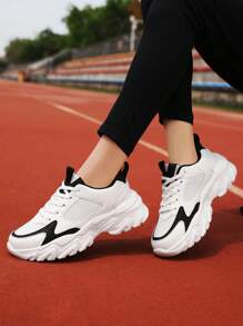 女士厚底休闲运动厚底运动鞋，皮革与网布组合透气轻便软底减震休闲运动鞋，韩版时尚