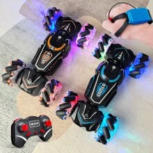 1 Peça Carro de Controle Remoto 2.4GHz, Carro de Manobra Potente 4WD, Design de Navio de Guerra Futurista Recarregável com Luzes Coloridas, Compatível com Sensoriamento de Gestos, Carro de Brinquedo para Crianças e Meninos, Presente de Aniversário