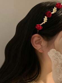 1 pièce Serre-tête avec rose et faux perle, accessoire capillaire en alliage vintage, clip à cheveux de luxe rétro, ornement de couronne de conception de niche pour bandeau, serre-tête