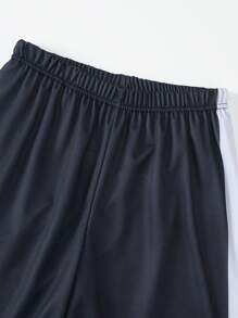 青少年男孩透气速干运动跑步短裤，宽松版型，网眼面料，户外健身百慕大裤 - 黑色 - 查看 4