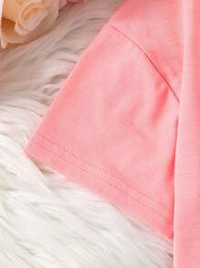 Tween Girl Heart Pattern Print Crew Neck Short Sleeve T-Shirt And Shorts Set - Pink - View 4