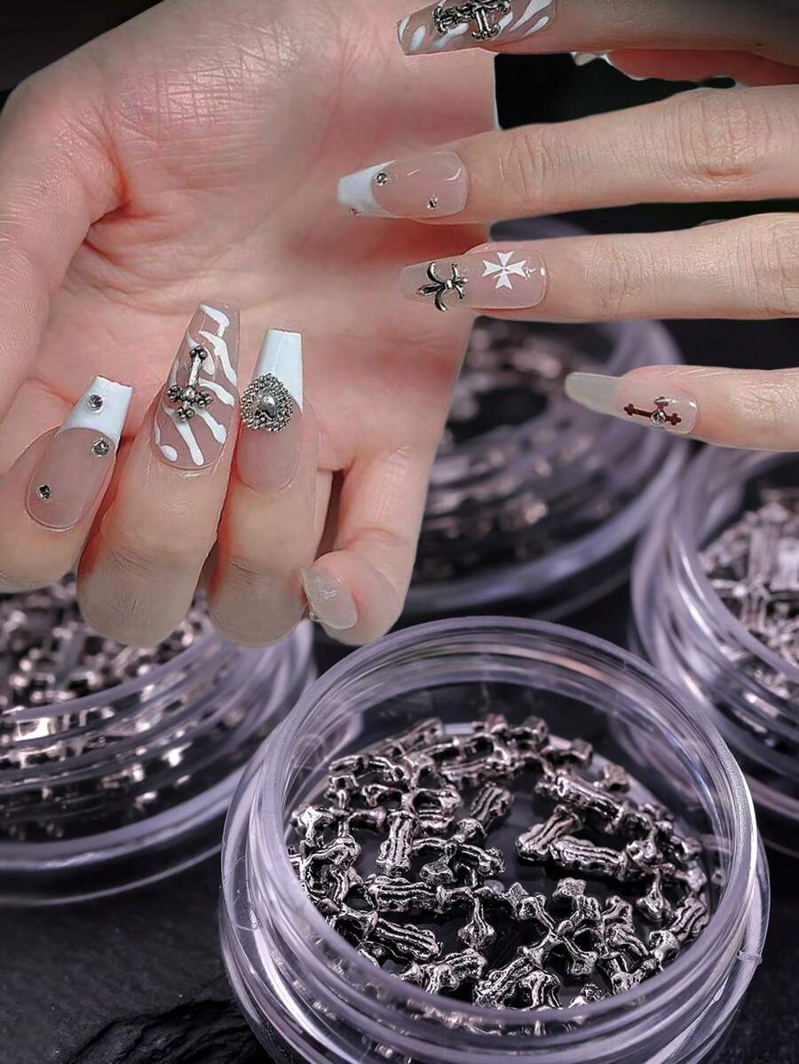 网红新款日系美甲饰品朋克风复古金属暗黑金属美甲饰品指甲装饰材料DIY合金配件 - 銀色 - 查看 1