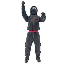 Figura Juego Del Calamar Alguacil Jefe Negro 24 Cm Luz - Negro - Ver 3