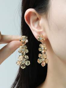 Retro Long Style, Long Water Droplet Tassel, Ear Line Flower, Earrings With Simple Snowflake Leaves, Fashionable And High-End Feel, Elegant And Handmade Accessories, Ladies' Daily Party Accessories, Fashionable Jewelry, Best Friend Gifts