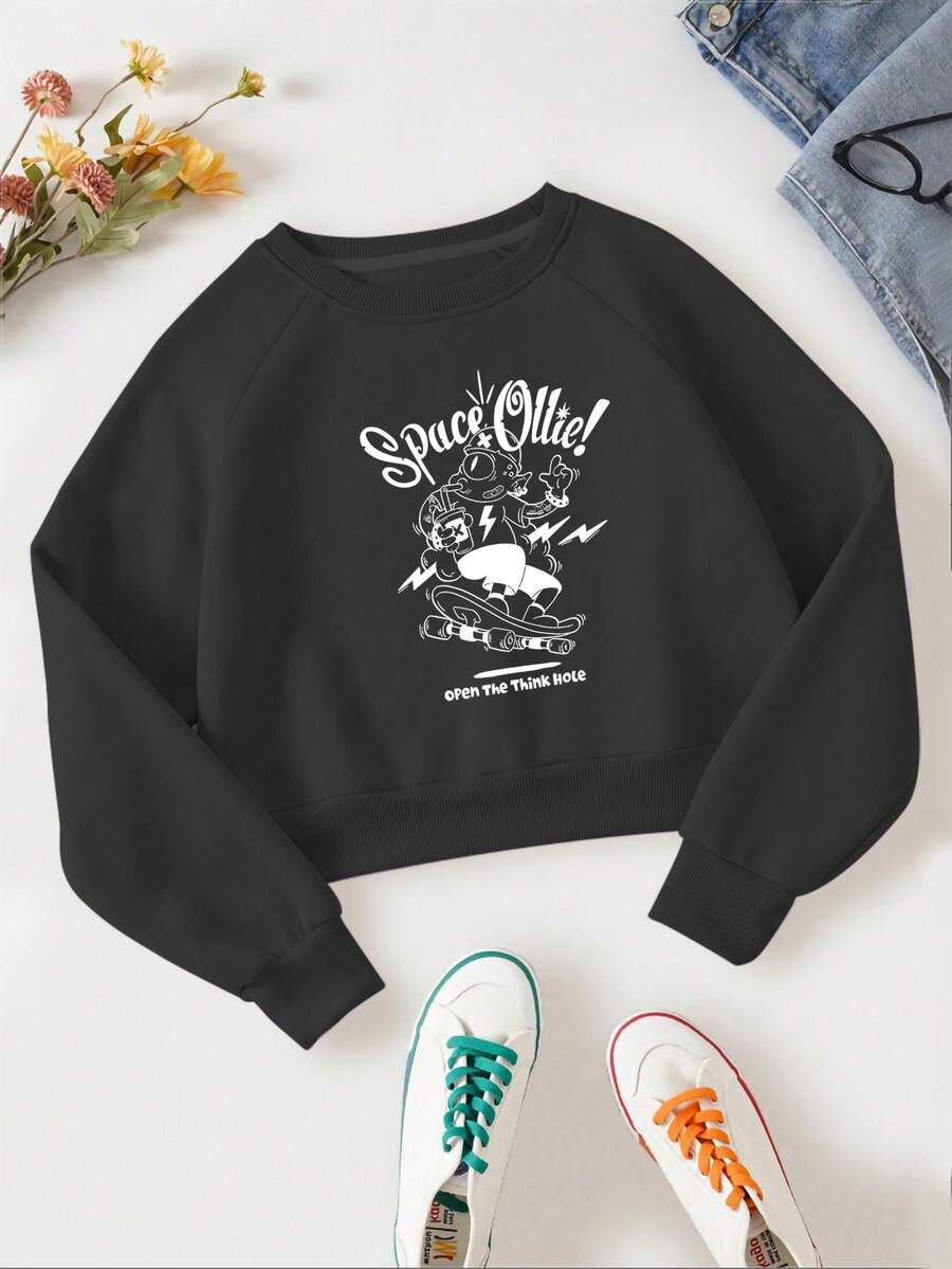 Women Short Round Neck Raglan Sleeve Casual Sweatshirt - Black - View 1