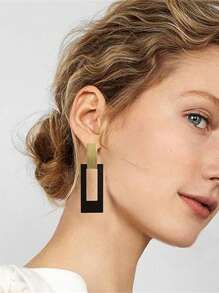 2pcs Black Geometric Square Metal Clip-On Earrings For Women, Long Piercing-Free Casual Wear - Clip - View 3