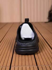 Sandalias deslizantes de malla para hombres, cómodas sandalias casuales de verano antideslizantes para exteriores