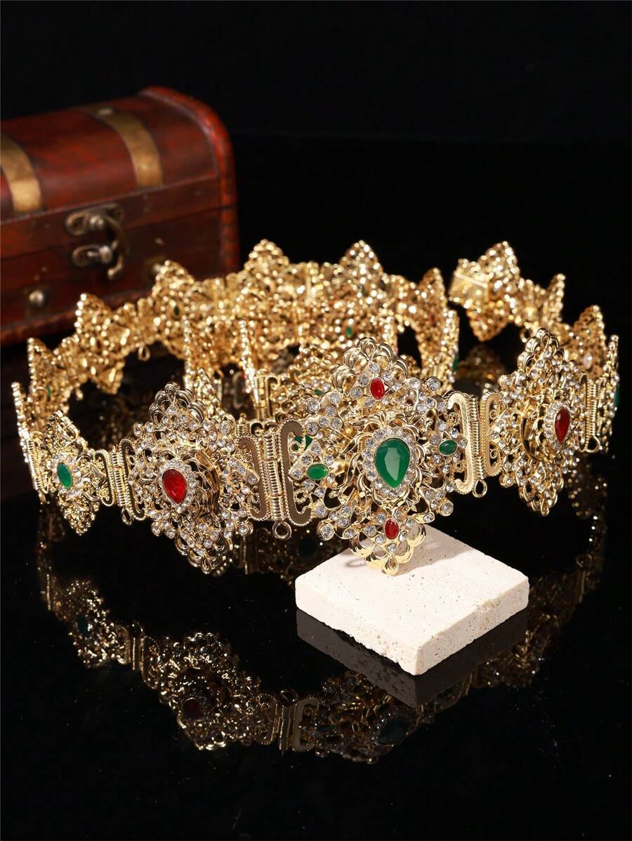 Moroccan-Inspired, Fashionable And Luxurious Women's Golden Belt Featuring A Diamond-Shaped Openwork Design Adorned With Teardrop Crystals. This Adjustable-Length Jewelry Waist Chain Is Perfect For Women To Wear At Weddings, Banquets, And Festive Occasions. - Multicolor - View 1