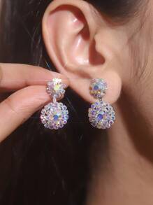 1 paire de boucles d'oreilles à clous en cristal CZ effet AB, pour un look glamour, idéales pour le mariage, les fêtes et les cérémonies de remise des diplômes