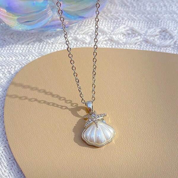 1 Pc Fashionable Seashell Pendant Titanium Steel Necklace, Delicate Studded Choker