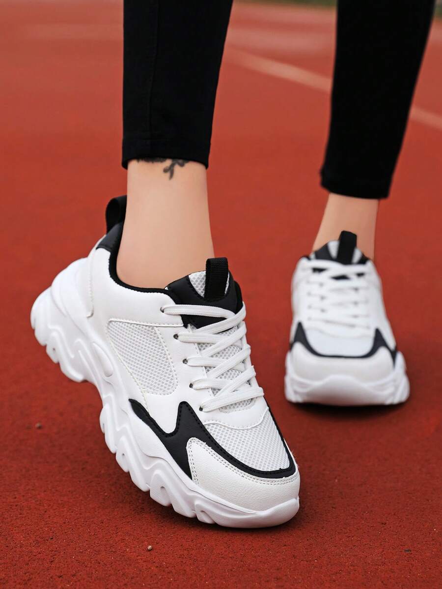 女士厚底休闲运动厚底运动鞋，皮革与网布组合透气轻便软底减震休闲运动鞋，韩版时尚