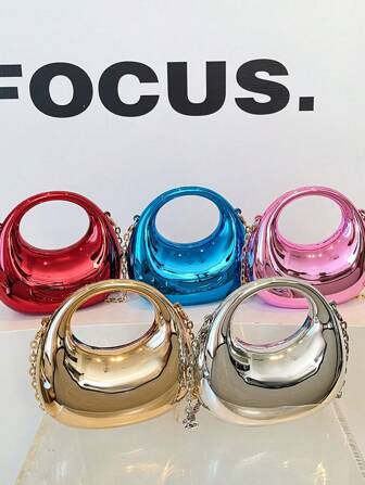 1件简约手提包，亚克力新月包，新款亮色链条包，单肩手提包，时尚多功能单肩斜挎晚宴包，适合青少年出行，日常搭配，逛街日常使用。链条随机，请接受后再购买。