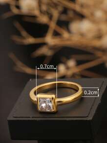 1pc Stainless Steel Square Diamond Ring, 18K Gold Color Simple Square Zirconia Gemstone Ring, Suitable For Women For Daily Wear, Wedding, Gift For Mother, Wife