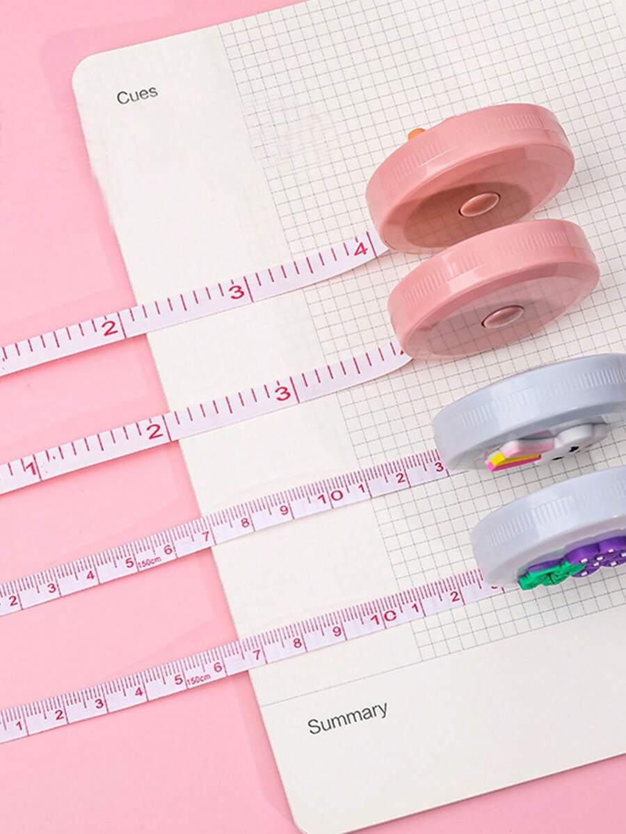 1 pieza Cinta métrica Mini Fija con dibujos animados, cinta métrica de plástico portátil y adorable para medir circunferencias, de 1,5m, color aleatorio