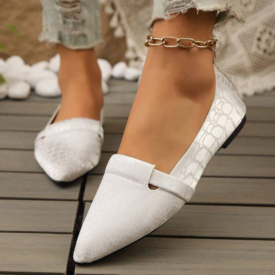 女鞋，休闲鞋，真丝面料，鳄鱼纹，尖头鞋，透气轻便，