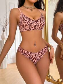 3 件套女士休闲无缝豹纹无钢圈低腰三角裤内裤套装