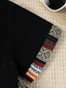 2 sztuki Letnia młodzieżowa chłopięca casualowa koszula z krótkim rękawem i paskiem w kontrastowym wykończeniu zestaw szortów