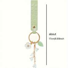 1pc Pale Green PU Leather Keychain With Charming Lily-Of-The-Valley Flower Wreath Design, Elegant Accessory For Valentine's Day, New Year, Car And Bag