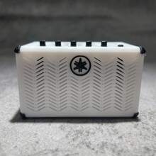 Portapick per chitarra, in plastica, colori misti, accessorio musicale creativo, adatto a plettri da 0,059 pollici e più sottili, design salvaspazio