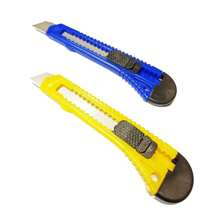 KIT 12 Estilete de Plástico Largo 18mm Estile para Corte Papel Papelão Estilete Atacado Artesanato - Multicolorido - Visão 5