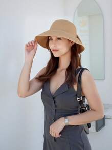 [Novidade 2025] Chapéu de Palha Feminino com Laço Exagerado | Chapéu de Praia com Aba Larga UPF 50+ Proteção Solar | Acessórios de Moda Primavera-Verão para Praia, Viagem, Férias, Atividades ao Ar Livre | Preto Clássico/Areia/Cáqui