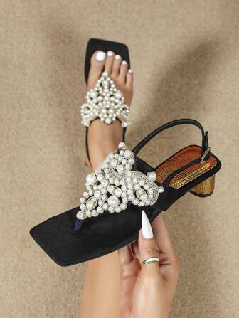 罗马波西米亚风复古高跟人字拖凉鞋，带踝带和珍珠装饰，简约时尚夏季户外女士凉鞋