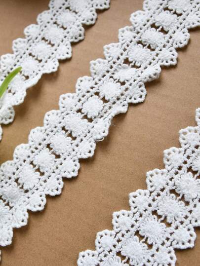 Broderie din dantelă, dantelă de bumbac, panglică de dantelă de bumbac cu înălțimea de 4 cm, este un produs fabricat din fire 100% bumbac.