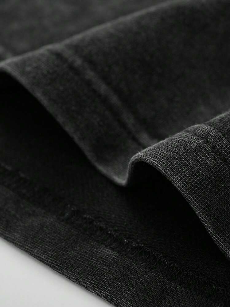 Shwiy 男士休闲水洗复古效果短袖T恤，饰有赛车元素印花和芝加哥23号星形图案，适合日常穿着、街头风格以及春夏穿着。 - 黑色 - 查看 8