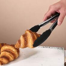 Ensemble de 8 ustensiles de cuisine en silicone pour poêles antiadhésives - Outils de cuisine résistants à la chaleur avec crochets (Noir) - Comprend une spatule, une pelle à égoutter, une cuillère à riz, un passoire, une louche à soupe, des pinces à aliments, une pelle à wok, une pince à nouilles - Ustensiles de cuisine essentiels pour le sauté