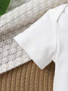 2pcs Set Casual Cute Gentleman Bowknot Decor Playful Dinosaur & Letter Print Romper And Solid Color Overalls Set, Soft Breathable Baby Boy Clothes, Infant Outfit, Newborn Baby Clothing, Baby Birthday Outfit, Suitable For Daily, Vacation, Party, Photo Shoot