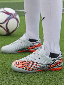 儿童专业足球鞋，经典时尚系带设计，适合日常足球训练、比赛，防滑耐磨钉鞋，专业草皮鞋