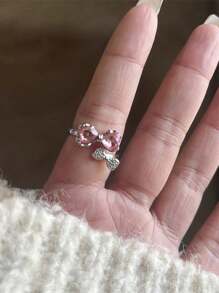 6 件时尚粉水晶蝴蝶结心形戒指锆石戒指 Y2K 闪亮锆石戒指适合女士女孩派对美学珠宝