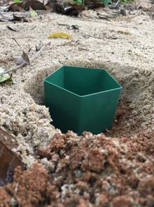 1/2/5pcs Green Gardening Seed Planting Tools Snail Box, Creative Luring Cage Trap PVC Snail Catcher, Suitable For Garden, Outdoor Decor, Gardening, Multifunctional Household & Gardening Items