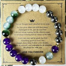 1 件手工制作的弹性串珠手链，附卡片，送给儿子的贴心礼物：彩色串珠手链和暖心卡片