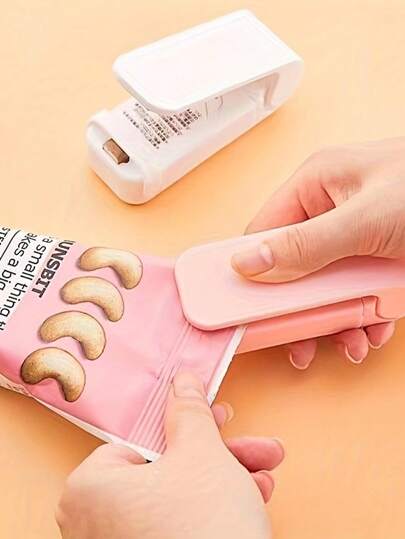1pc Portable Mini Heat Sealer, Food Plastic Bag Sealing Machine, Handheld Home Small Thermal Sealing Device (Batteries Not Included. Need To Be Purchased Separately).