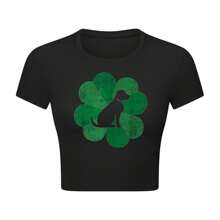 St. Patrick's Day Women's Crop Top T-Shirt - Cute Dog Silhouette On Clover Design