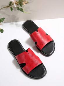 European&American Style Women Solid Color Hollow Out Outdoor Flat Sandals, Round Toe Low Heel Breathable Slip-On Beach Shoes - Red - View 6