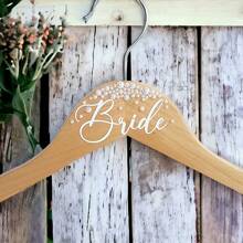 1pc Bride Printed Pearl Hanger, Wooden Wedding Decor, Bridal Party Accessory, Wedding Room Decor, Bride-To-Be & Bridesmaid Gift, Artificial Wood, No Power Required