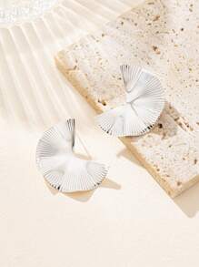 1 Pair Fashionable Leaf-Shaped Earrings For Women, Jewelry Gift Suitable For Daily Wear Or Gift Giving