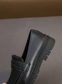 زوج من إكسسوارات أطفال رضع بطان منخفضة ذات أصبع دائري، أحذية جلدية سوداء للأطفال، أحذية كاجوال مسطحة بطراز كلاسيكي، مناسبة للأولاد من عمر 3-6 سنوات للانشطة - الأسود - مشاهدة 8