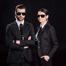 嘉年华/万圣节特工服装套装包括时尚眼镜、拉链领带、徽章、道具和假耳塞，适合外星人主题派对服装。 - 多色 - 查看 3