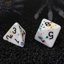 7 件装亚克力彩色多面骰子套装，带黑色数字，适合作为角色扮演游戏爱好者的生日礼物 - 彩色 - 查看 7